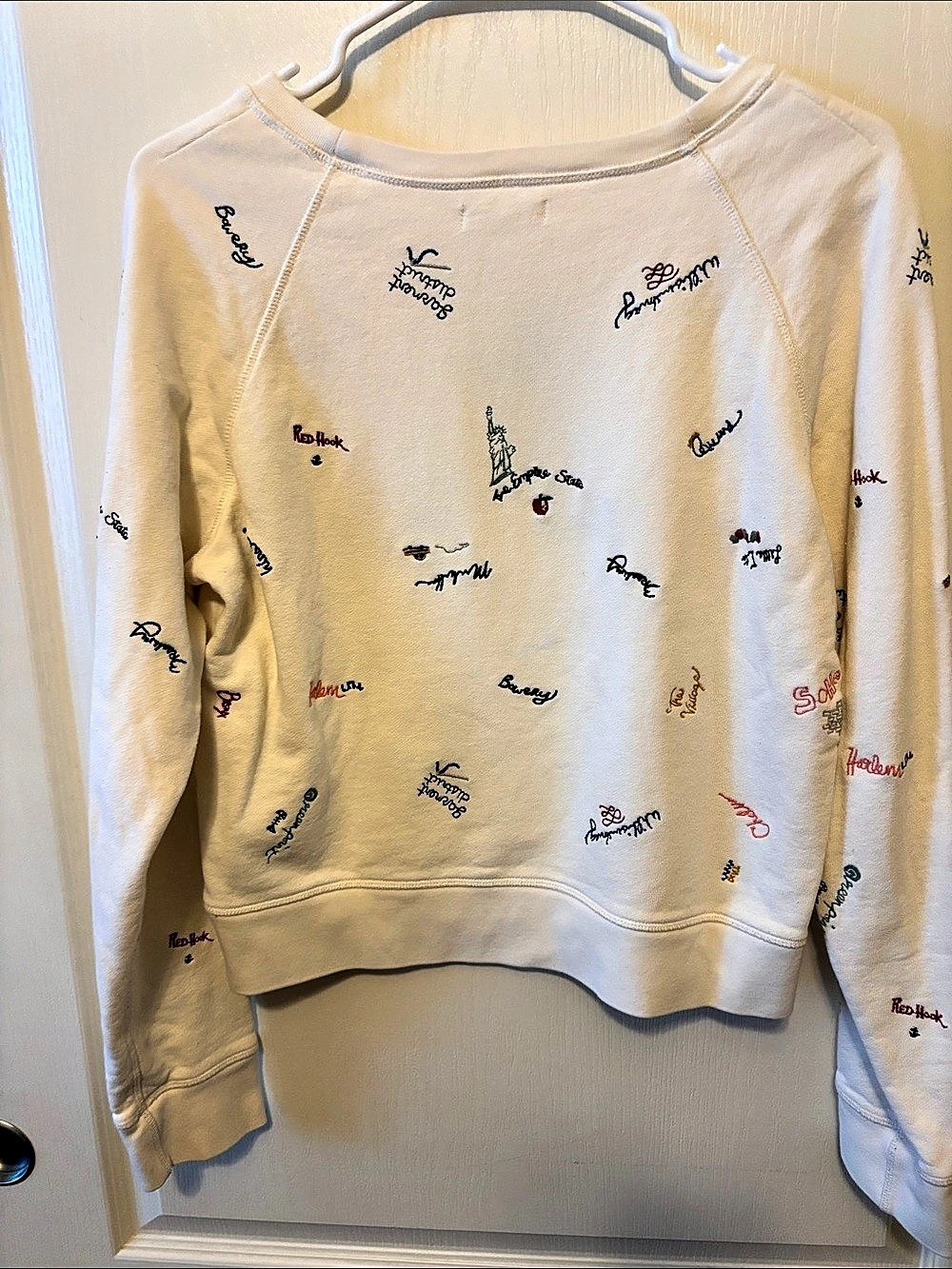 Madewell NYC New York City Embroidered Sweatshirt - So cute!